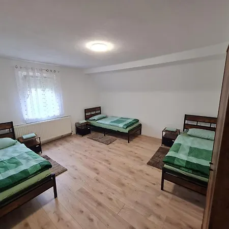 Husic Immobilien Und Handwerkerservice Rimbach  Buitenkant foto