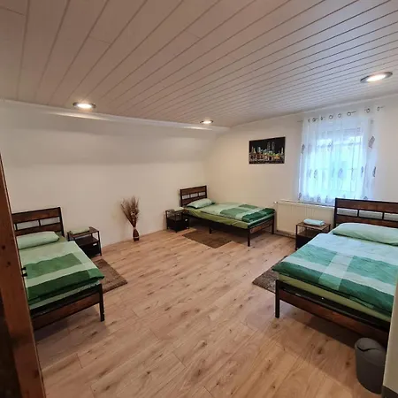 Husic Immobilien Und Handwerkerservice Rimbach  Buitenkant foto